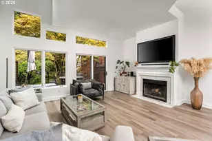 820 NW 22nd Ave, Portland, OR 97210 - Photo 17
