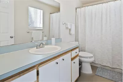 [Address not provided], Milwaukie, OR 97267 - Photo 35
