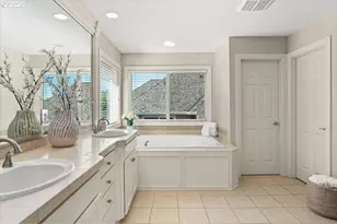 12796 NW Waker Dr, Portland, OR 97229 - Photo 21