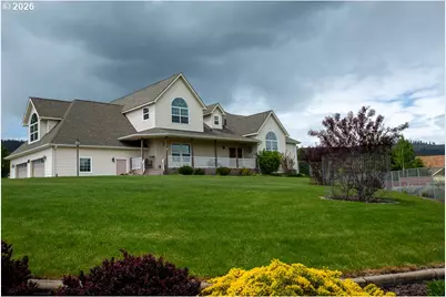 318 S 20th St, La Grande, OR 97850 - Photo 1