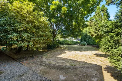 11660 SW Ashwood Ct, Tigard, OR 97223 - Photo 37