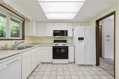11660 SW Ashwood Ct, Tigard, OR 97223 - Photo 17