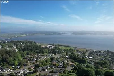 205 W Kensington Ave, Astoria, OR 97103 - Photo 5