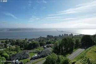 205 W Kensington Ave, Astoria, OR 97103 - Photo 3