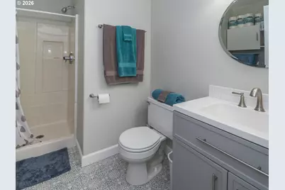 2220 SW Brink Ave, Troutdale, OR 97060 - Photo 19