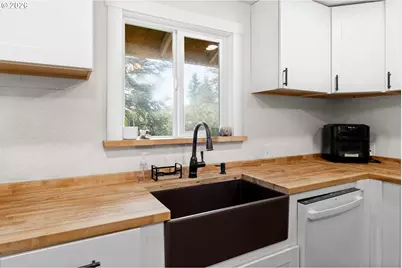 35551 Little Ln, Astoria, OR 97103 - Photo 13