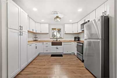 35551 Little Ln, Astoria, OR 97103 - Photo 11