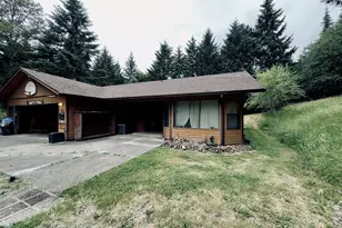 818 NW 359th St, La Center, WA 98629 - Photo 11