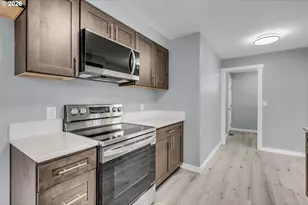 2990 Chester Ave, Salem, OR 97301 - Photo 13