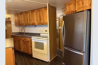 16901 SE Division St #74, Portland, OR 97236 - Photo 5