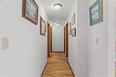 530 Montgomery Ave, Coos Bay, OR 97420 - Photo 17