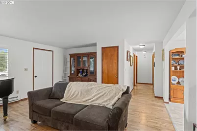 530 Montgomery Ave, Coos Bay, OR 97420 - Photo 7