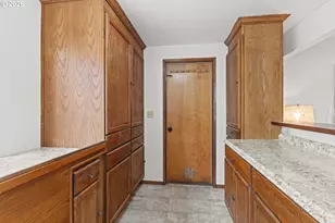 530 Montgomery Ave, Coos Bay, OR 97420 - Photo 15