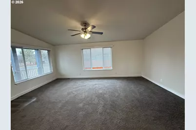 917 S Hall St, Prairie City, OR 97869 - Photo 13