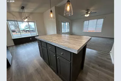 917 S Hall St, Prairie City, OR 97869 - Photo 25