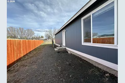 917 S Hall St, Prairie City, OR 97869 - Photo 7