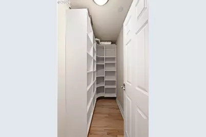 1033 NW Eloise Ln, Portland, OR 97229 - Photo 15