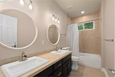 1033 NW Eloise Ln, Portland, OR 97229 - Photo 31