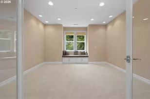 1033 NW Eloise Ln, Portland, OR 97229 - Photo 27