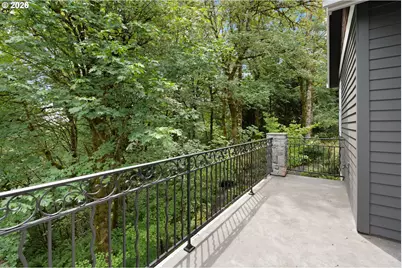1033 NW Eloise Ln, Portland, OR 97229 - Photo 39