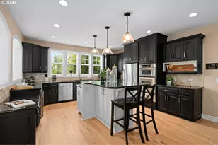 1033 NW Eloise Ln, Portland, OR 97229 - Photo 3