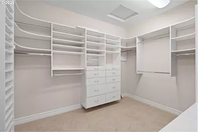 1033 NW Eloise Ln, Portland, OR 97229 - Photo 23