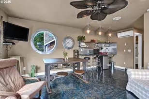 923 SW 50th St, Lincoln City, OR 97367 - Photo 27