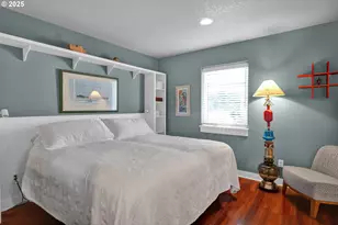 923 SW 50th St, Lincoln City, OR 97367 - Photo 17