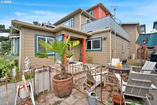 923 SW 50th St, Lincoln City, OR 97367 - Photo 3