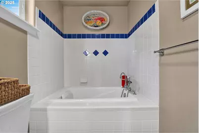 923 SW 50th St, Lincoln City, OR 97367 - Photo 35