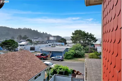 923 SW 50th St, Lincoln City, OR 97367 - Photo 31