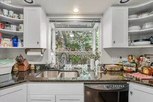 810 McVey Ave, Lake Oswego, OR 97034 - Photo 41