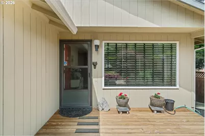 810 McVey Ave, Lake Oswego, OR 97034 - Photo 9