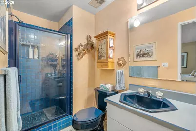 810 McVey Ave, Lake Oswego, OR 97034 - Photo 29