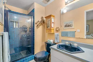 810 McVey Ave, Lake Oswego, OR 97034 - Photo 29