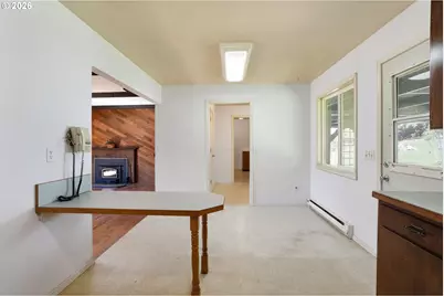 45811 McKenzie Hwy, Vida, OR 97488 - Photo 13