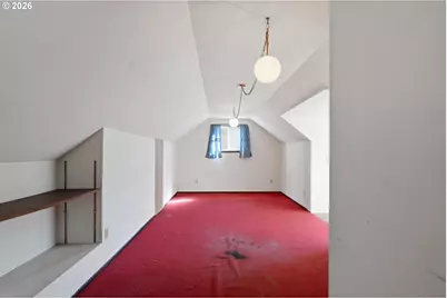 45811 McKenzie Hwy, Vida, OR 97488 - Photo 17