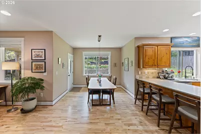 2014 NE Lucy Belle St, McMinnville, OR 97128 - Photo 13