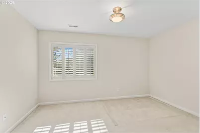 4 Northview Ct, Lake Oswego, OR 97035 - Photo 17