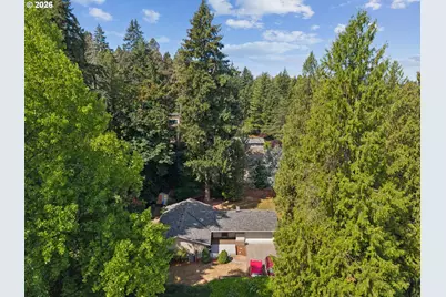 6134 SE Thiessen Rd, Milwaukie, OR 97267 - Photo 3