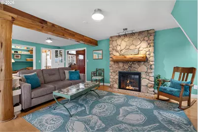 810 16th Ave, Seaside, OR 97138 - Photo 9