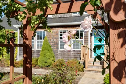 810 16th Ave, Seaside, OR 97138 - Photo 5