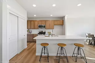 2363 W 10th Ave, Junction City, OR 97448 - Photo 3