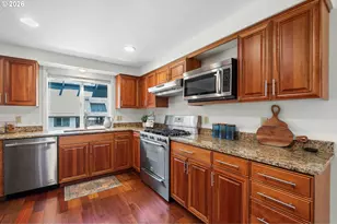 2360 Glenmorrie Dr, Lake Oswego, OR 97034 - Photo 9