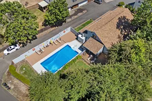 2360 Glenmorrie Dr, Lake Oswego, OR 97034 - Photo 31