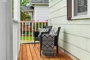 614 W 29th St, Vancouver, WA 98660 - Photo 3
