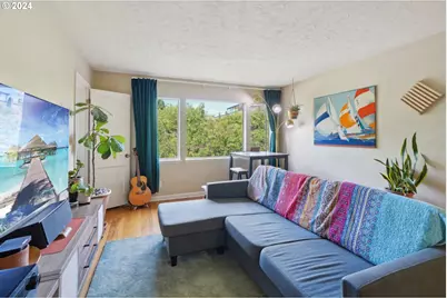 1406 NE 21st Ave, Portland, OR 97232 - Photo 9