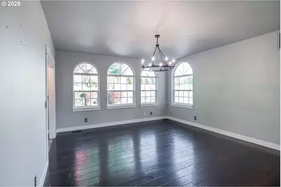 86104 Sells View Ln, Eugene, OR 97402 - Photo 9