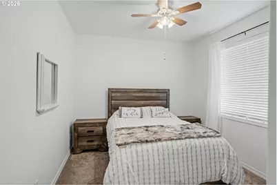 212 N Greenlink Way, Newberg, OR 97132 - Photo 31