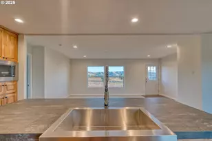 959 High Prairie Rd, Lyle, WA 98635 - Photo 9